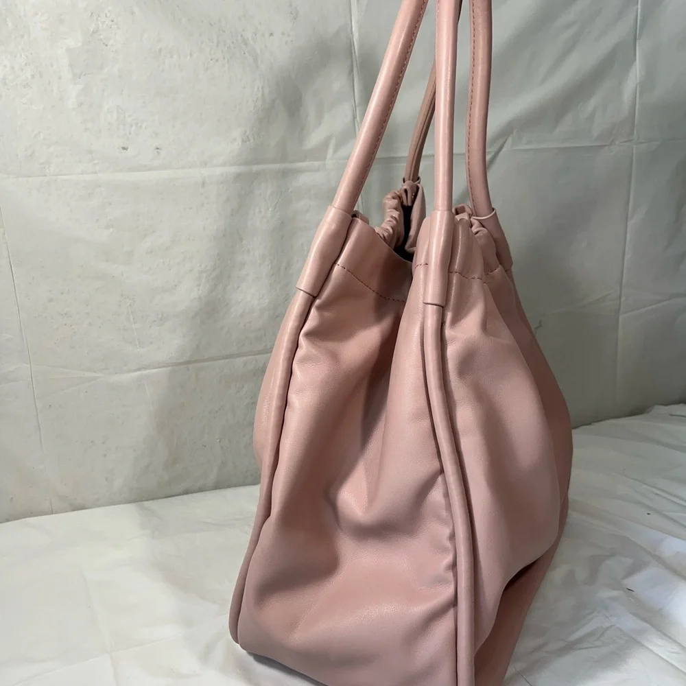 Lulu Dharma Gathered Tote pink